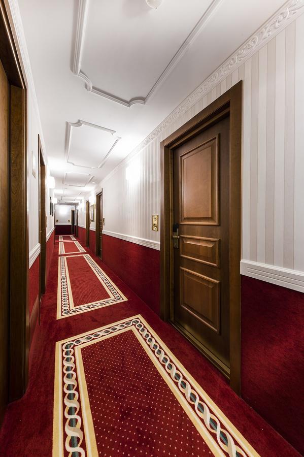 Phi Hotel Principe Кунео Екстер'єр фото