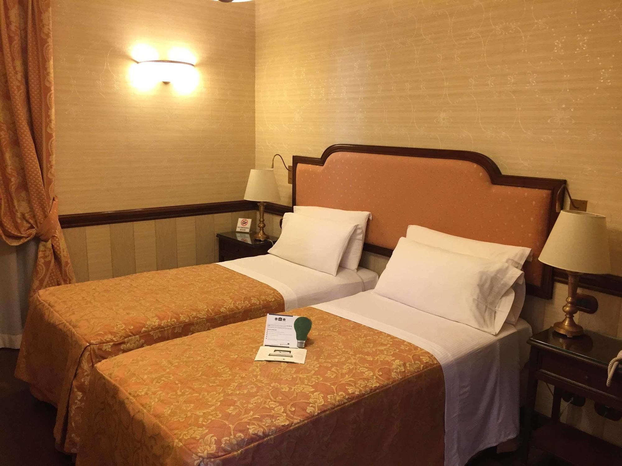 Phi Hotel Principe Кунео Екстер'єр фото