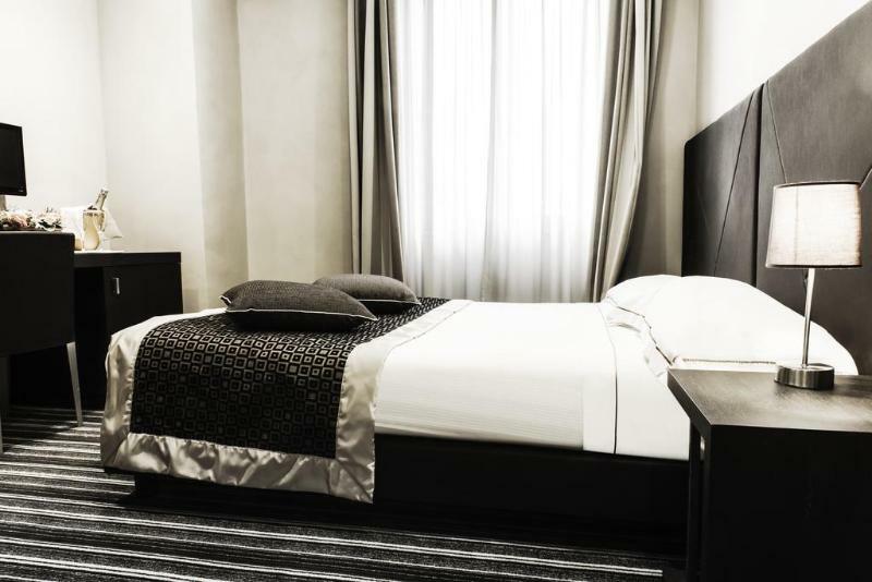 Phi Hotel Principe Кунео Екстер'єр фото